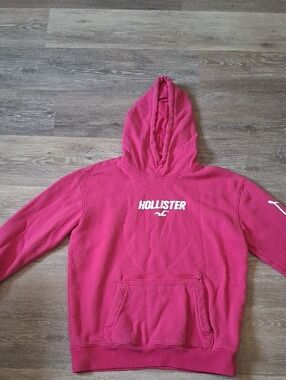 Hollister Men's Hot Pink Crewneck Hoodie